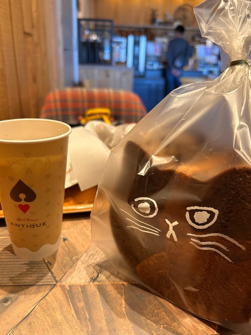 ねこねこパンで始まる、うちのごきげんモーニング